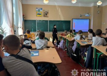 Правоохоронці Конотопщини продовжують профілактичну роботу з молоддю