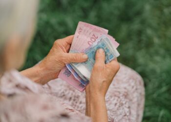 Розмір середньої пенсії в Україні становить 5851 грн, на Сумщині – 5269