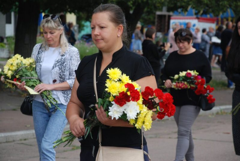 Шостка провела в останній путь свого захисника Ігоря Пристромова, на позивний “Іванич”, йому назавжи залишиться 51