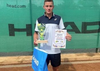 Шосткинський тенісист здобув переможне “золото” на чемпіонаті України