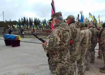 Сумчани попрощалися із двома захисниками
