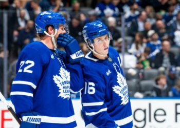 Торонто розібрався з Тампою-Бей. Таблиця на старті сезону НХЛ