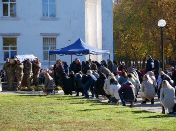 ВІДДАВ ЖИТТЯ ЗА УКРАЇНУ: РОМЕНСЬКА ГРОМАДА ПОПРОЩАЛАСЯ ІЗ ЗЕМЛЯКОМ-ЗАХИСНИКОМ ОЛЕКСАНДРОМ ПИЛИПЕНКОМ