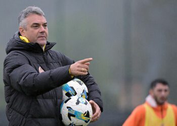 ВІДЕО. Дощове тренування у Винниках. Як Шахтар готувався до матчу з ЛНЗ