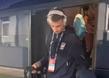 ВІДЕО. Як українська молодіжка прибула на стадіон на гру із Сербією