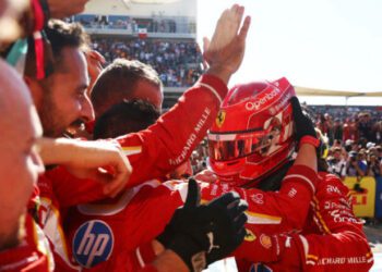 ВІДЕО. Найкращий старт сезону Формули-1. Як пілот Феррарі став лідером