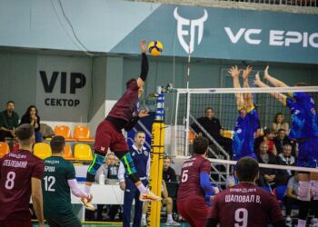 Волейбольна Суперліга. Лідери виграють перед очним двобоєм