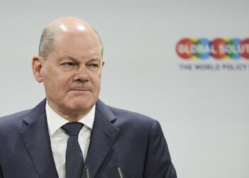 Шольц і Путін уперше з 2022 року поговорили телефоном. Про що йшлося