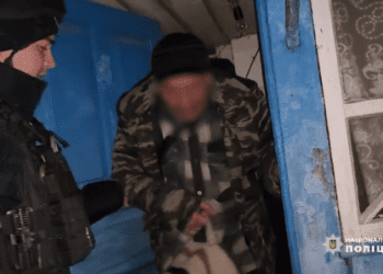 Поліцейські спецпідрозділу Сумщини «Білий Янгол» врятували життя мешканця прикордоння