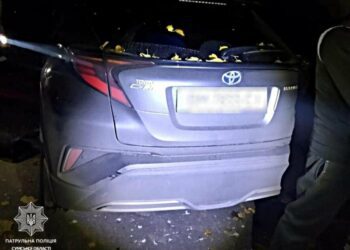 ДТП у центрі Сум за участі трьох автомобілів: патрульні склали два протоколи