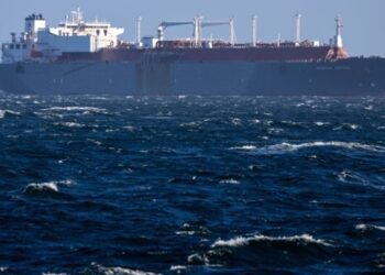 Панама анулює прапор чотирьох суден тіньового флоту РФ