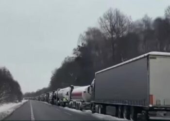 Блокада кордону з Польщею: з’явилась жорстка реакція українського посольства