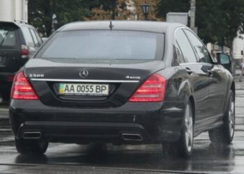 В Україні відкрили дані про автомобілі