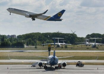 Дозвіл на польоти в Україні: експерт відповів, чи загрожують “шахеди” цивільним літакам