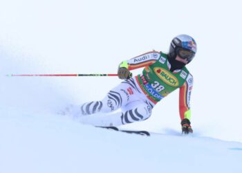 Гірські лижі. Впевнений старт Бріньоне, травма володарки Великого глобусу