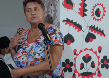 Мешканці с.Клишки “задихаються” через недобудовану дорогу державного значення: цю проблему вони донесли до депутатів міськради (+ відео)