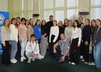 Молодь Сум знайомилась з діяльністю міської ради у сфері розвитку малого й середнього підприємництва