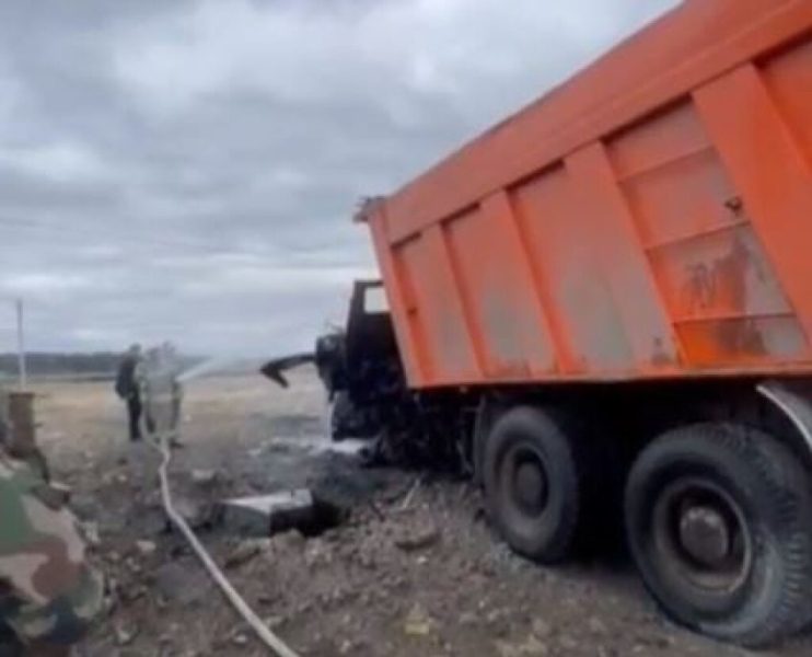 На Сумщині в полі на міні підірвалася вантажівка