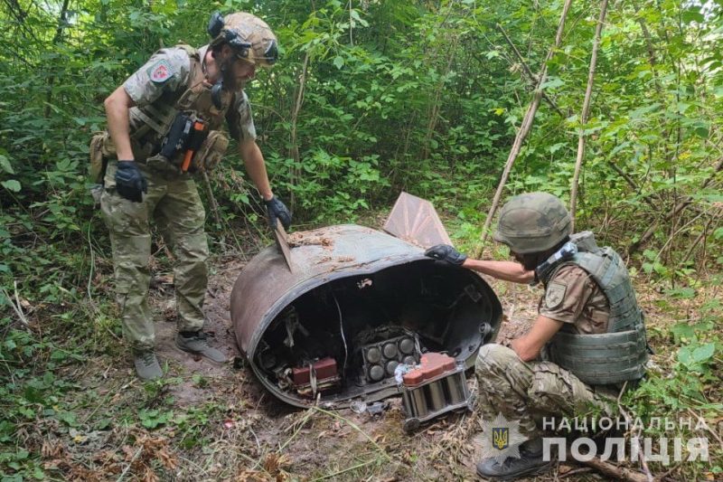 На Сумщині виявили рештки російської ракети та збитий розвідувальний безпілотник