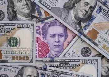 Продавати чи купувати валюту після виборів у США: експерти дали українцям поради