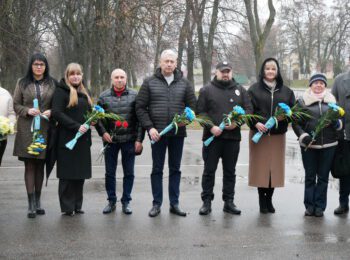 ШАНА ГЕРОЯМ УКРАЇНИ: У РОМЕНСЬКІЙ ГРОМАДІ ВІДЗНАЧИЛИ ДЕНЬ ГІДНОСТІ ТА СВОБОДИ