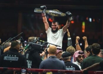 Тренер Бівола прокоментував небажання Бетербієва проводити реванш