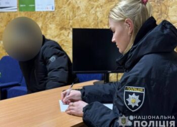 У Конотопі судитимуть чоловіка за незаконне зберігання вогнепальної зброї