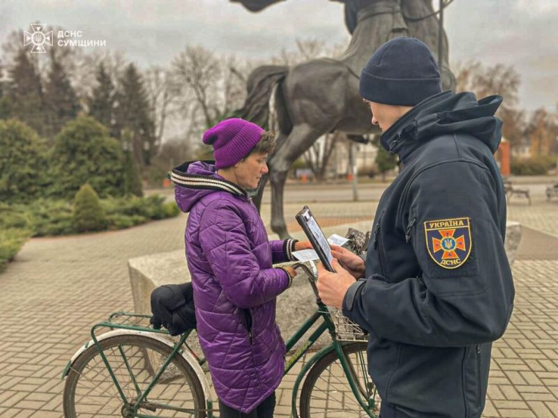 У Недригайлові рятувальники  навчали громадян правилам безпеки + ФОТО