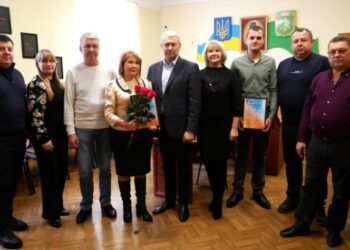 У Ромнах вітали і нагороджували аграріїв до професійного свята