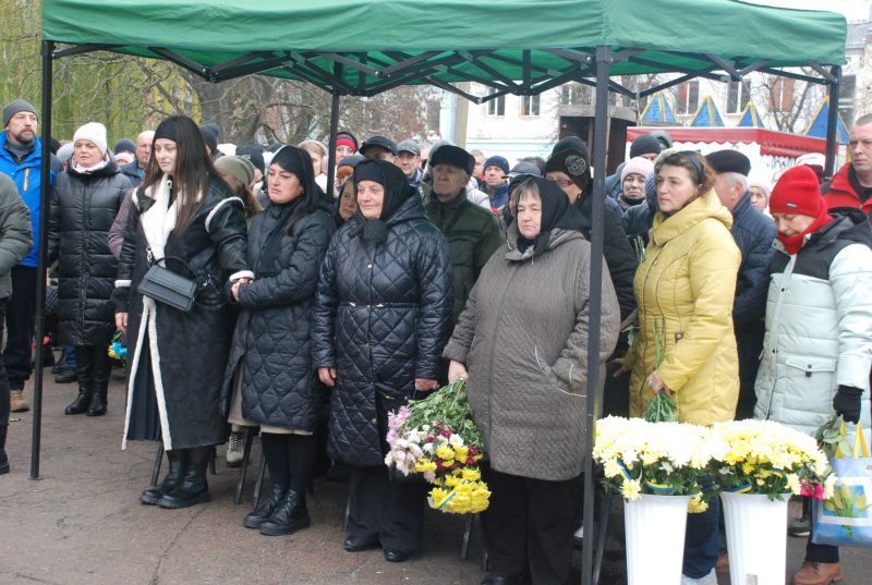 У Шостці попрощалися з полеглими героями: Сергієм Цигипою та Сергієм Дмитроченком