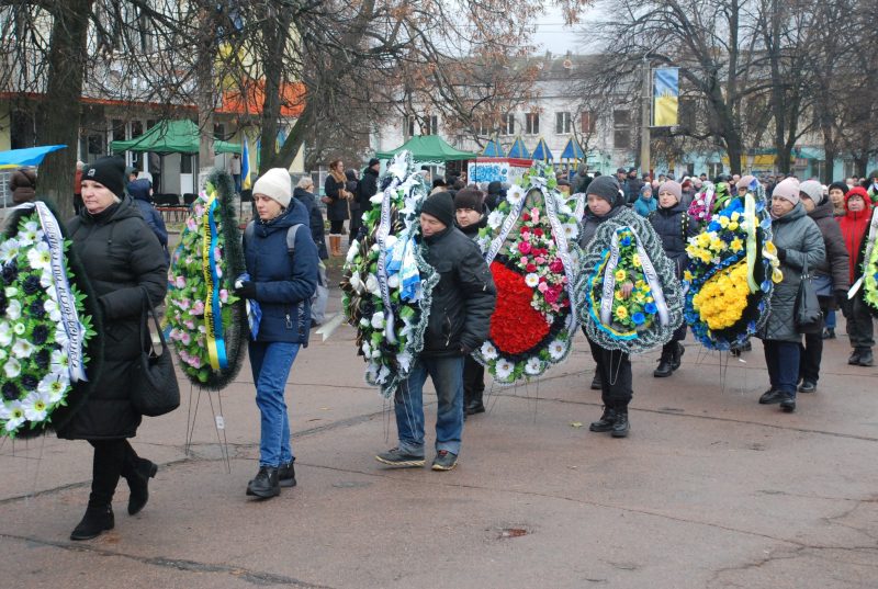 У Шостці попрощалися з полеглими героями: Сергієм Цигипою та Сергієм Дмитроченком