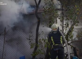У Сумах під час пожежі постраждав дачник (відео)