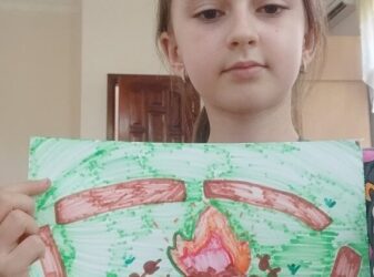 Учні Шосткинської тринадцятої школи приєднались до обласної акції “Підтримуємо Героїв ” (+фото)