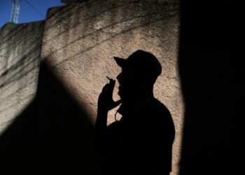 В українській владі немає твердої політичної волі вирішити проблему нелегального ринку тютюну, – ЗМІ