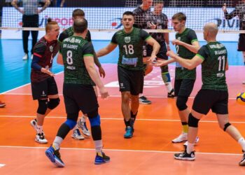 Вища ліга. Бахмут переміг Хотинських козаків у матчі лідерів