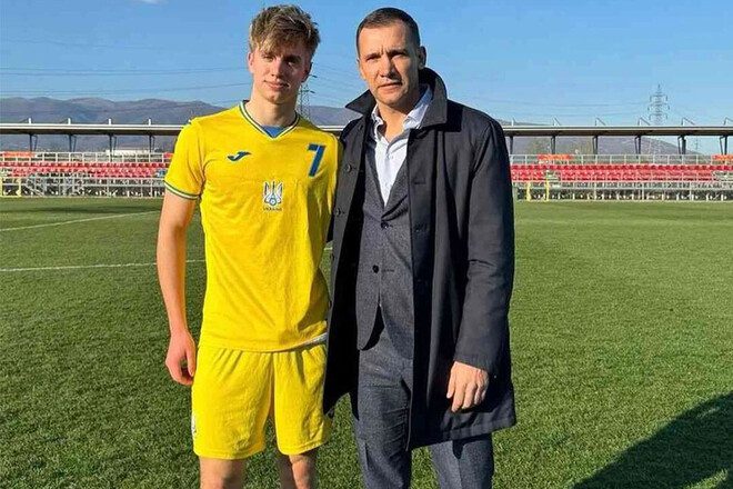 Журналіст розкритикував виклик до збірної U-19 сина Андрія Шевченка