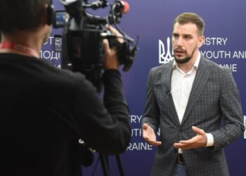 МКСК обіцяє відкритий відбір керівника Центру стратегічних комунікацій, Бикова звільнили