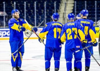 Збірна України з хокею програла Польщі у контрольному матчі