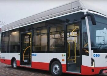 В Україні презентували сучасний міський електробус (ВІДЕО)