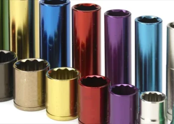 Анодування титану