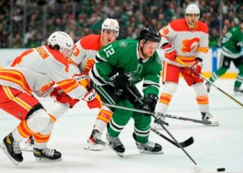 НХЛ: Даллас розгромив Калгарі, Колорадо впевнено переміг Нью-Джерсі