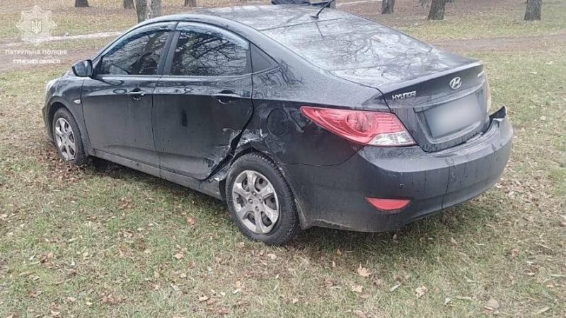 Не надав переваги в русі: у Сумах на Степана Бандери водій ВАЗ в’їзхав у Hyundai