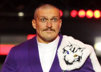 Не бійся: Усик комічно потролив Тьєррі Анрі