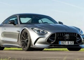 Представлено яскравий суперкар Mercedes (ВІДЕО)