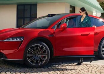 Chery та Huawei створили електрифікований кросовер із запасом ходу понад 1500 км (ФОТО)