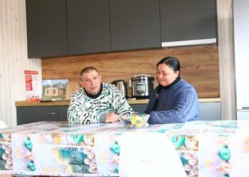 На Охтирщині власникам зруйнованого житла видають модульні будинки