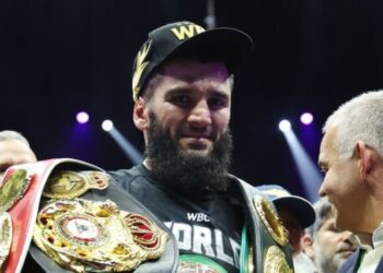 Артур Бетербієв виявив бажання полетіти в космос: “Заради такого точно б погодився сісти в ракету”