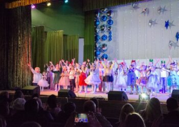 Атмосфера свята від  зразкового вокального ансамблю «Крошки»