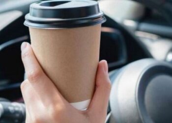 Чим для водія небезпечне вживання кави перед поїздкою