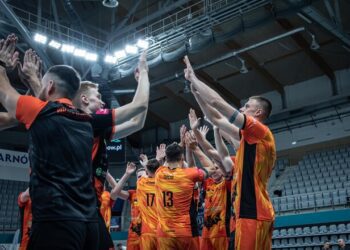 Барком-Кажани – Варта. Дивитися онлайн. LIVE трансляція